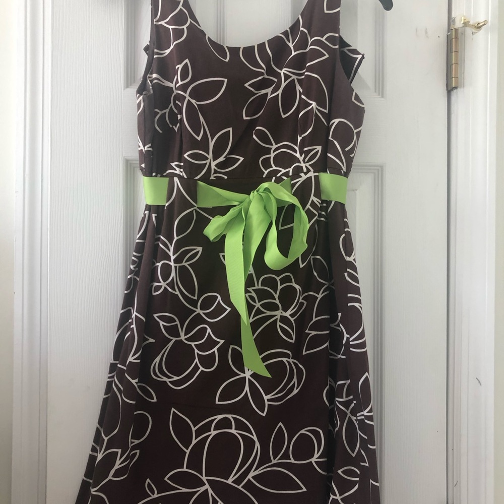 Dress- like new